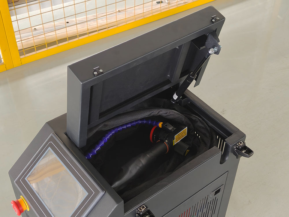Pulsed Laser Cleaning Machine  - đánh giá và giá Industrial Laser Rust Remover